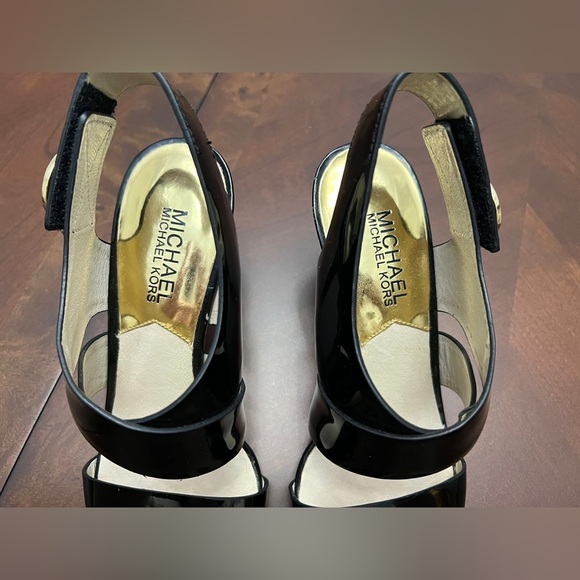 Michael Kors MK Joselle Patent Leather Sandals - Picture 8 of 10
